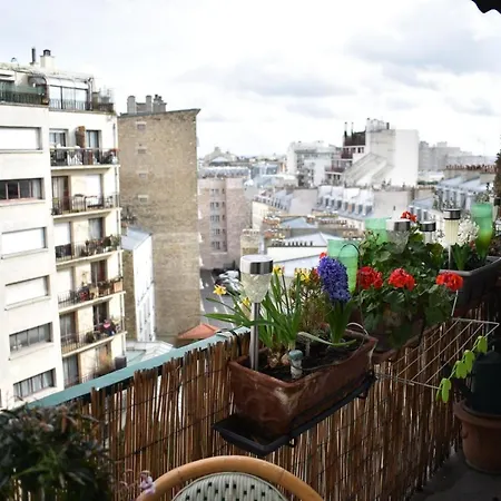 アパート 1 Bedroom With Balcony View パリ